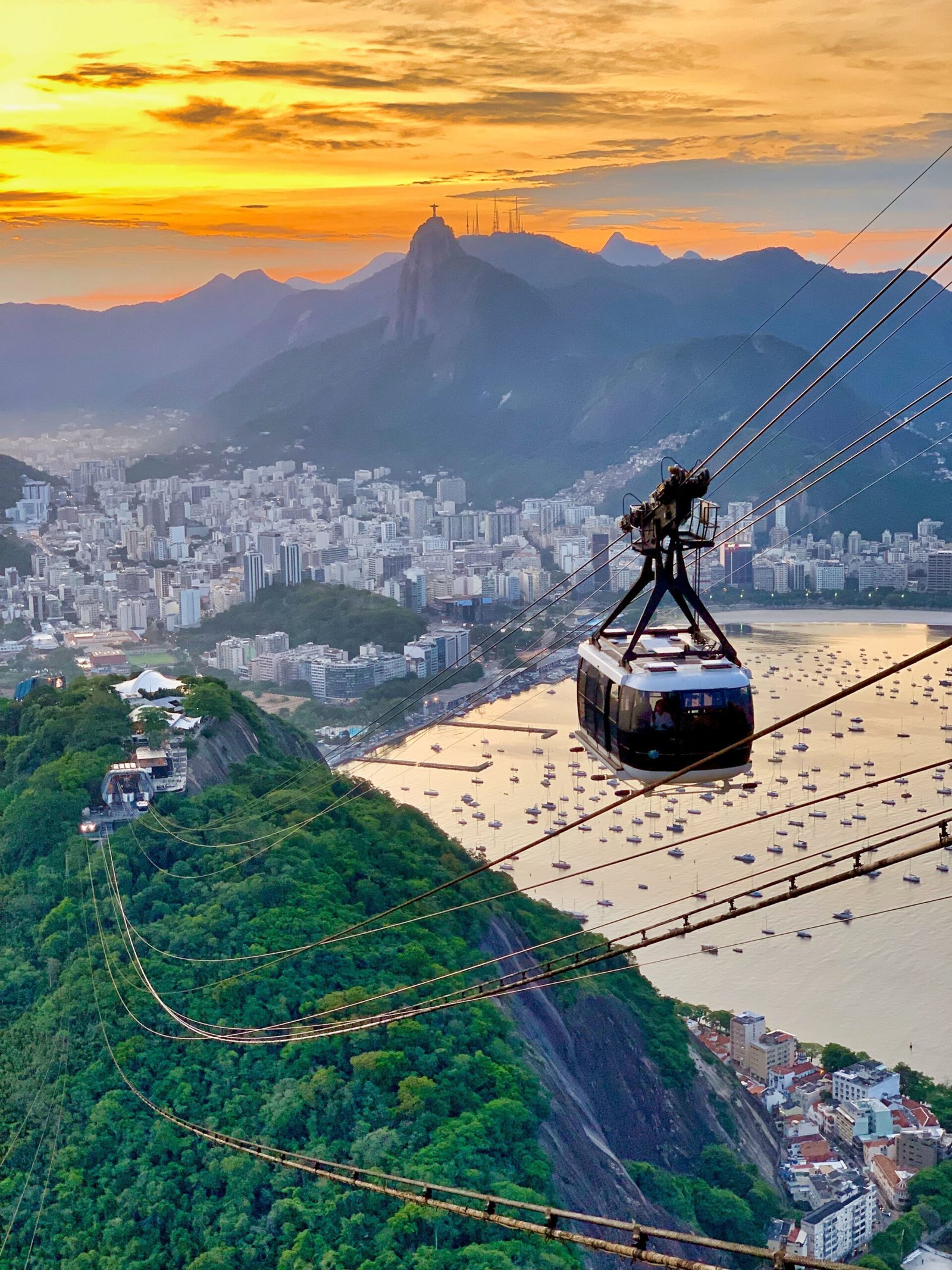 sugarloaf mountain cable car sunset scaled